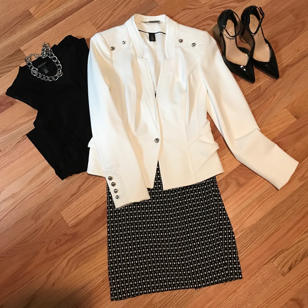 🔥WHBM White (Ecru) Ponte Jacket.